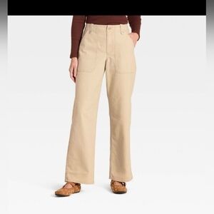 Universal Thread Women's Mid-Rise Straight Leg Cargo Pants